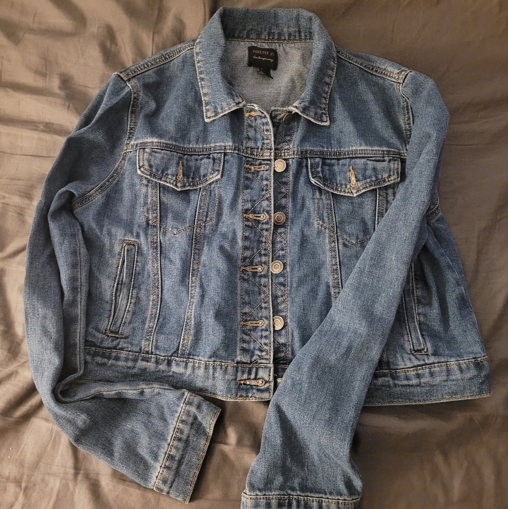 Forever 21 Crop Jean Jacket - Size Large